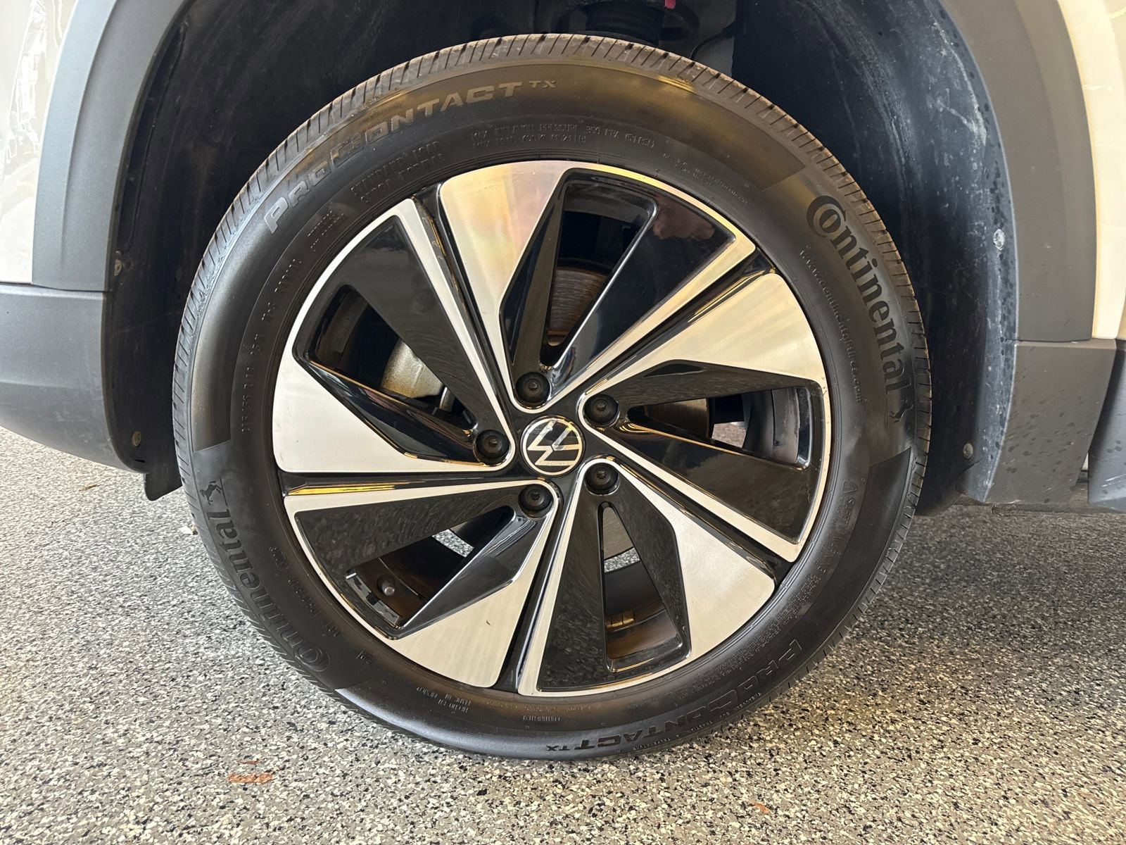 Certified 2024 Volkswagen Taos SE AWD/4WD image 28