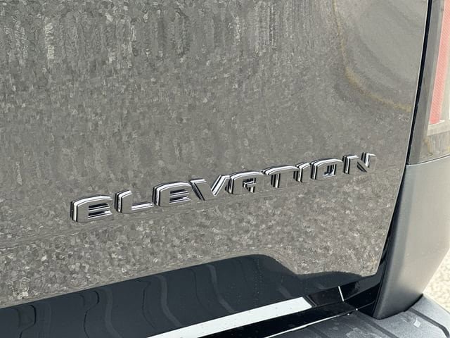 New 2026 GMC Sierra EV Elevation w/ LPO, Elevation Dark Package AWD/4WD image 32
