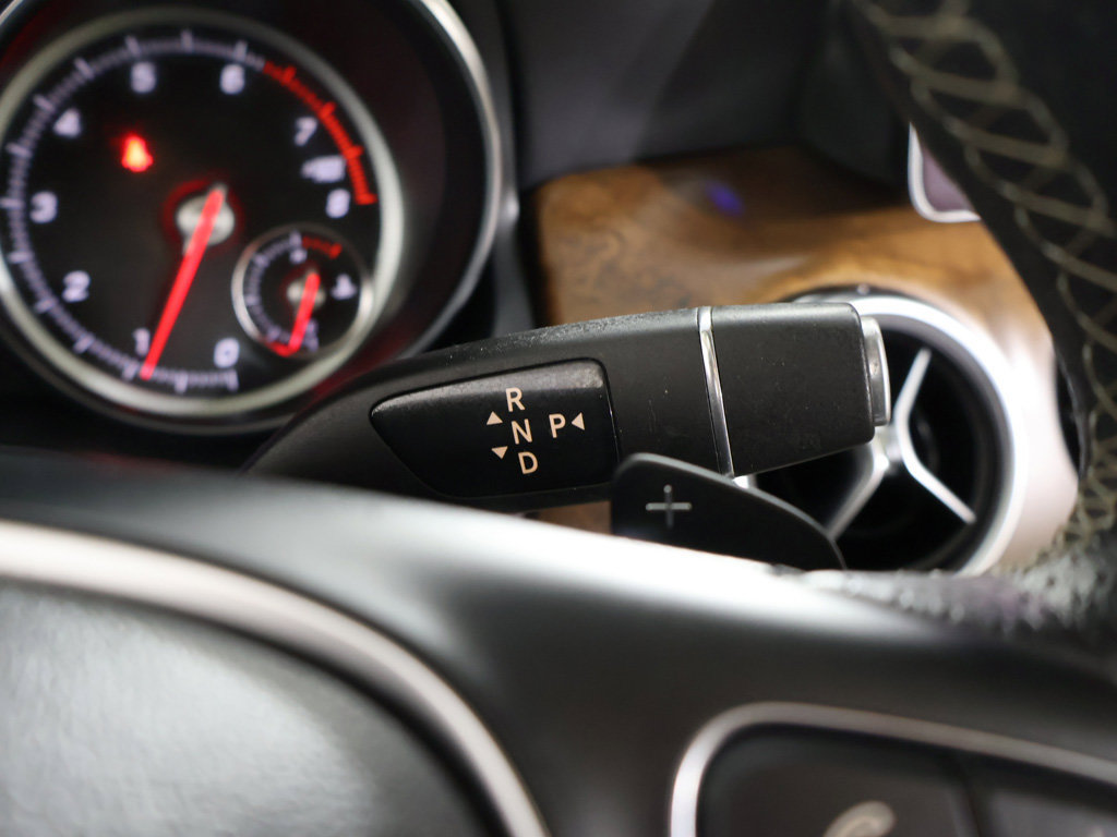 Used 2020 Mercedes-Benz GLA 250 4MATIC image 46