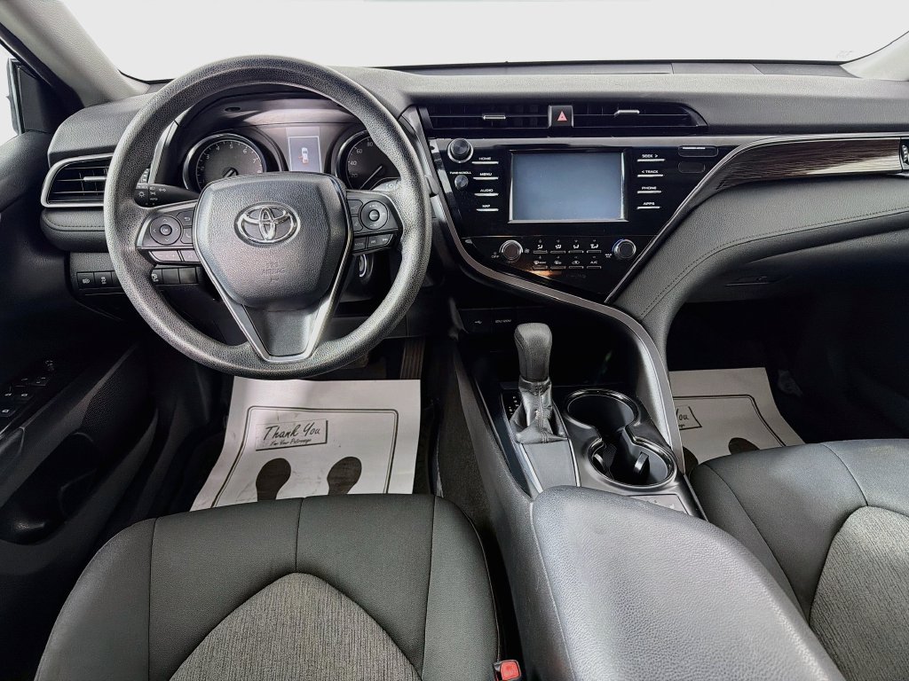 Used 2020 Toyota Camry LE FWD image 21