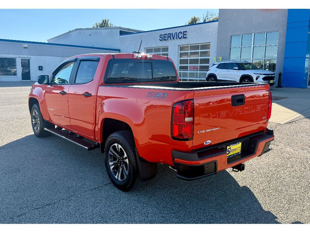 Used 2021 Chevrolet Colorado Z71 AWD/4WD image 2