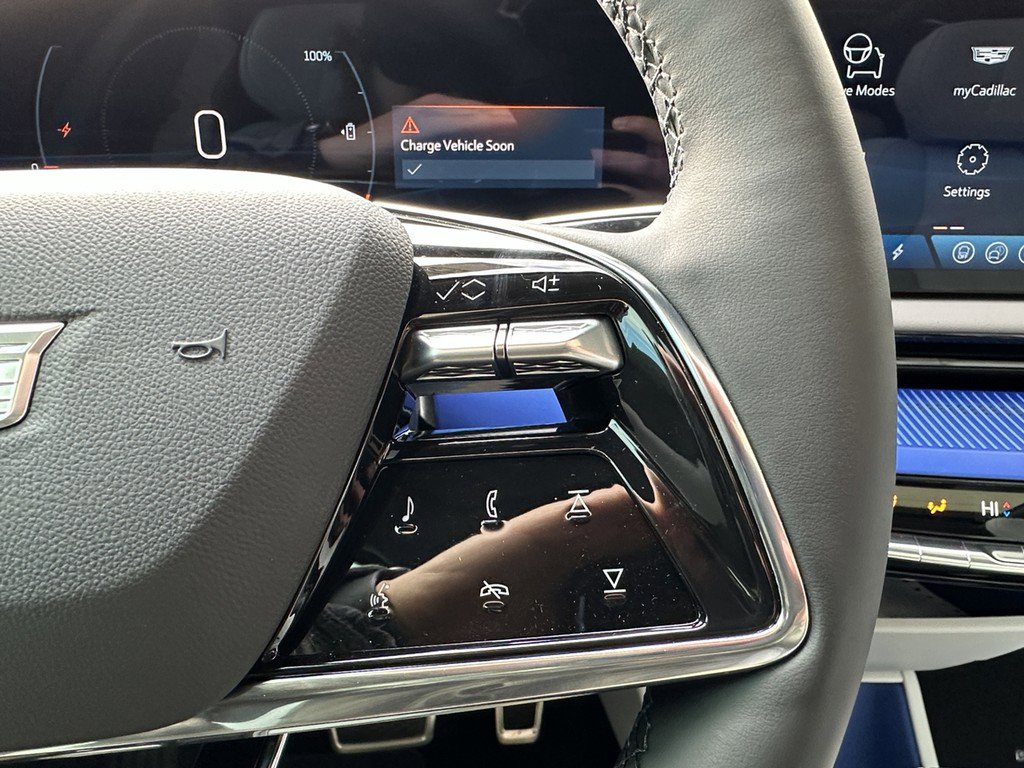New 2026 Cadillac Optiq Sport 2 image 22