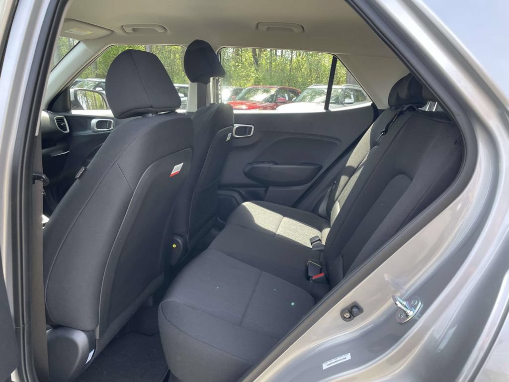 New 2026 Hyundai Venue SE FWD image 10