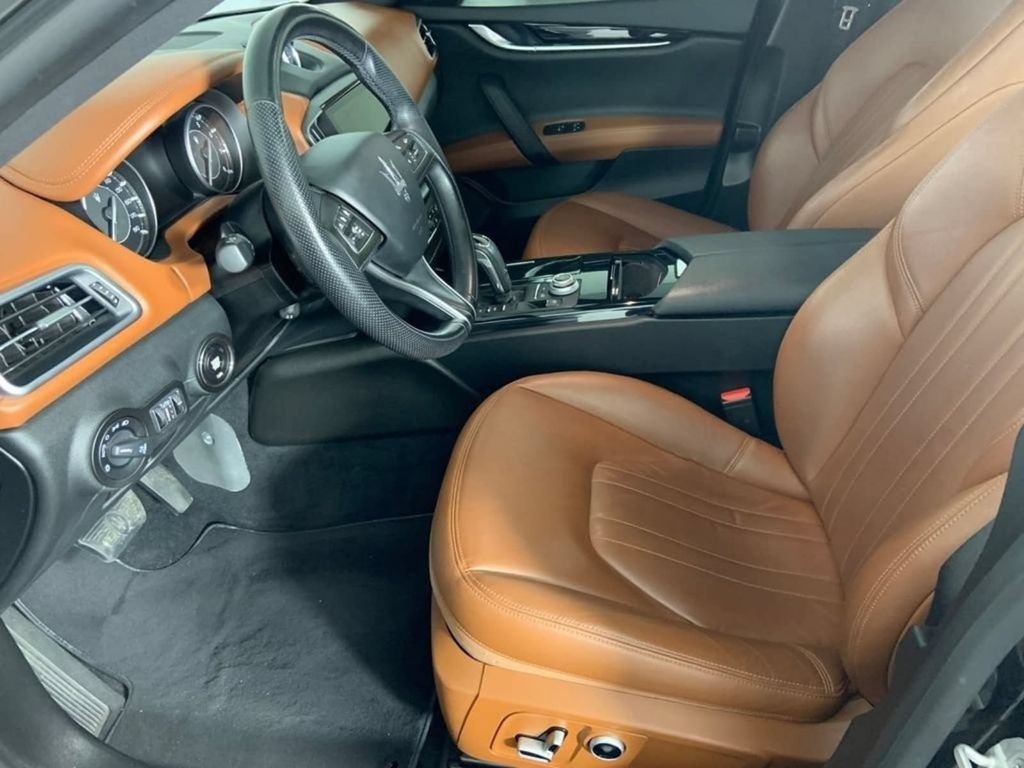 Used 2021 Maserati Ghibli RWD image 22