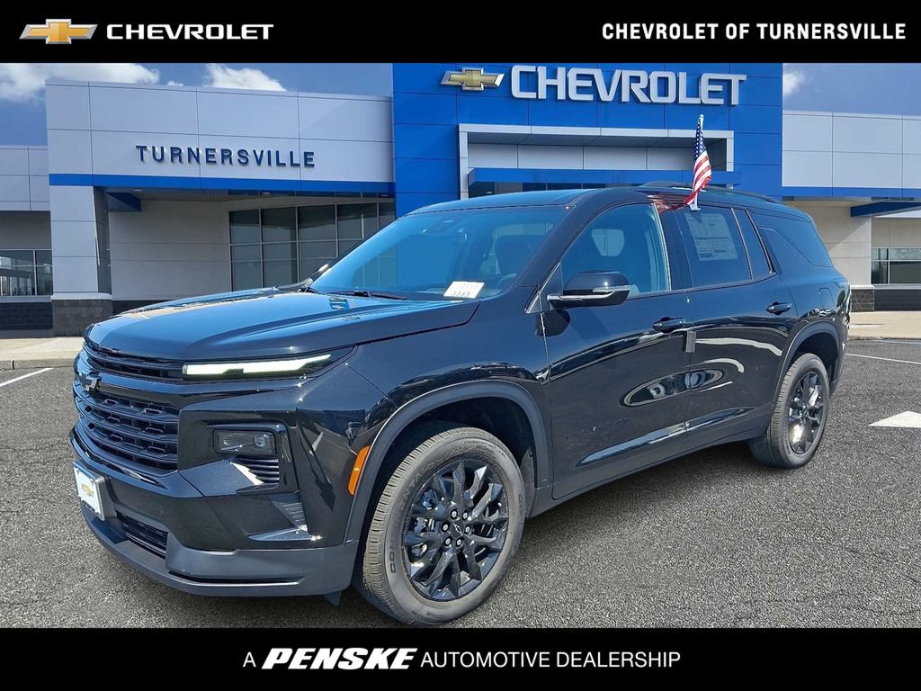 New 2026 Chevrolet Traverse LT w/ Midnight/Sport Edition