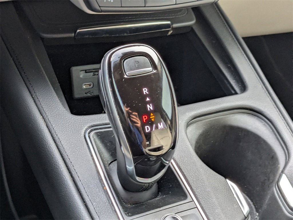 Used 2022 Cadillac XT4 Premium Luxury w/ Enhanced Visibility Package image 12