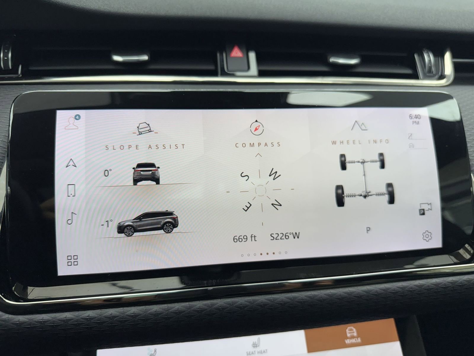 Used 2022 Land Rover Range Rover Evoque R-Dynamic S AWD/4WD image 20