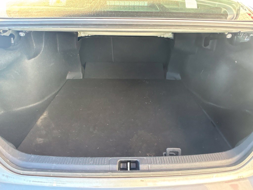 Used 2021 Toyota Camry SE FWD image 30