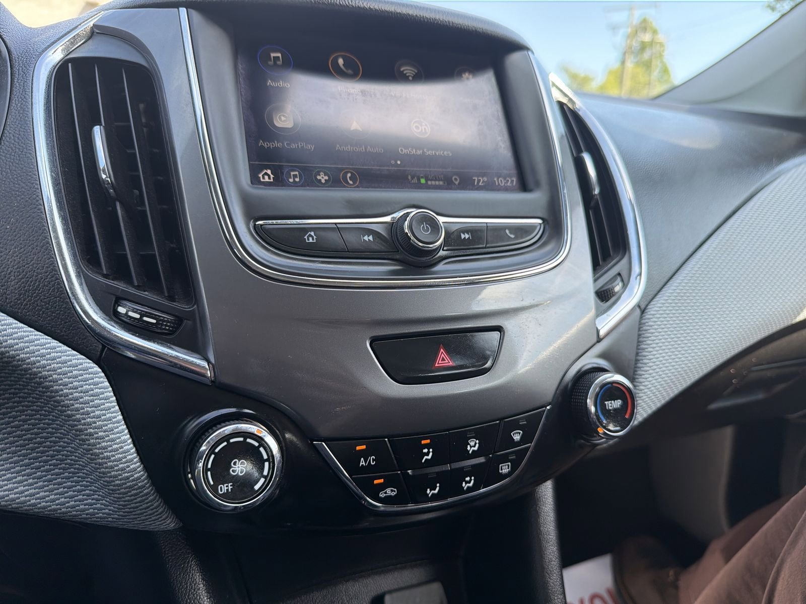 Used 2019 Chevrolet Cruze LS FWD image 28