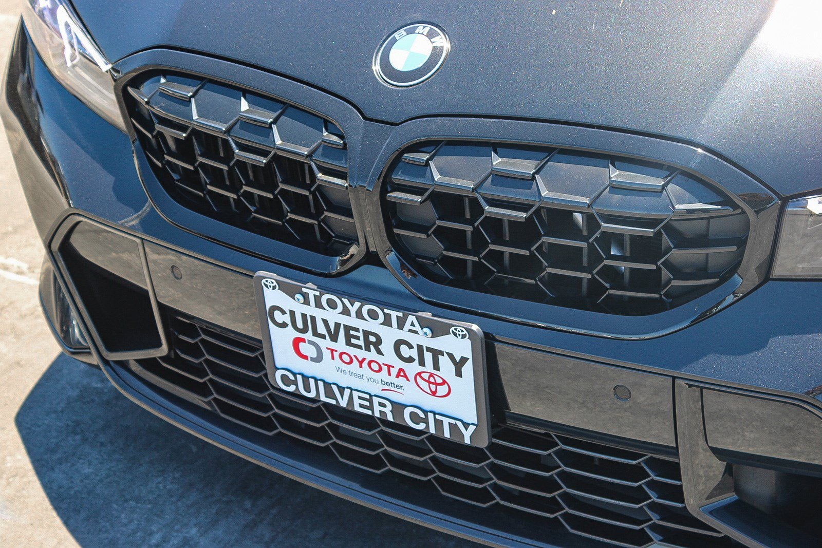 Used 2025 BMW M340i w/ Premium Package RWD image 6