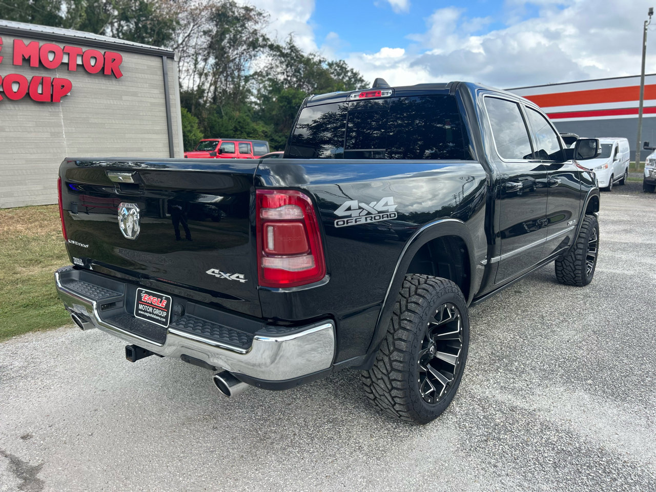 Used 2019 RAM 1500 Limited image 8