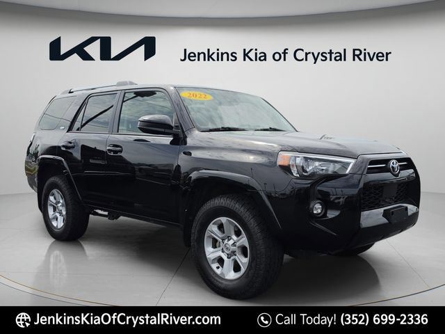 Used 2022 Toyota 4Runner SR5 AWD/4WD video 1