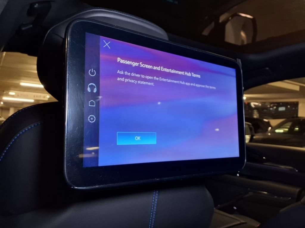 New 2026 Cadillac Escalade IQL Luxury AWD/4WD image 11