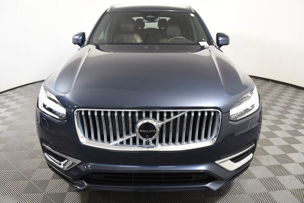 Used 2023 Volvo XC90 B6 Plus w/ Protection Package Premier AWD/4WD image 10
