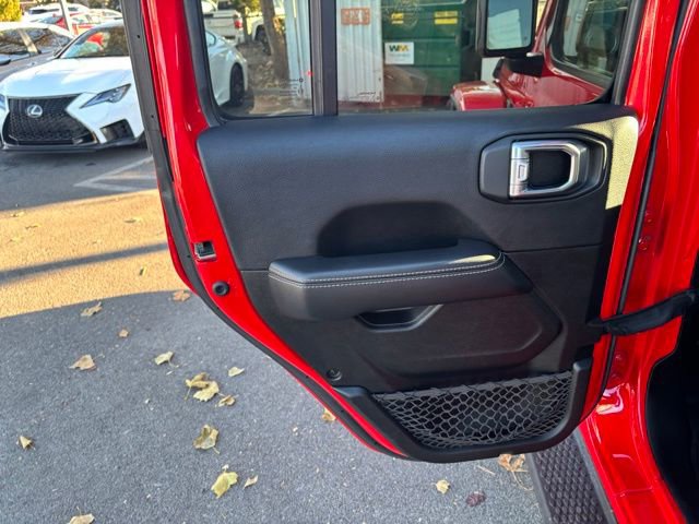 Used 2021 Jeep Wrangler Unlimited Sahara image 34