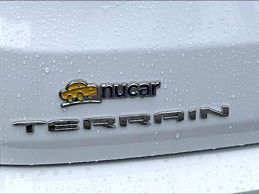 Used 2024 GMC Terrain SLE AWD/4WD image 27