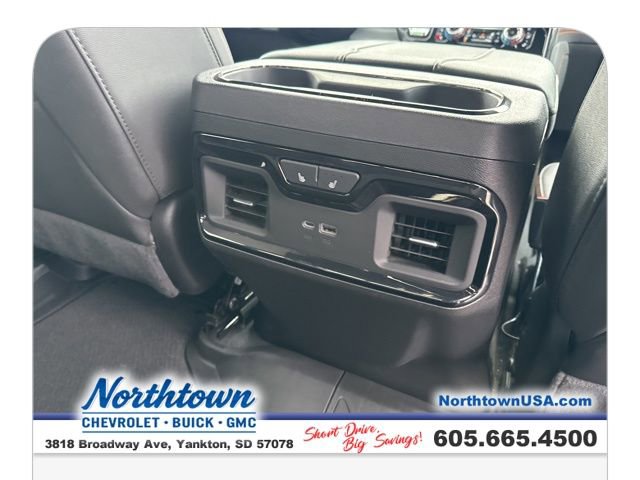 Used 2024 GMC Sierra 1500 AT4 w/ Technology Package image 24