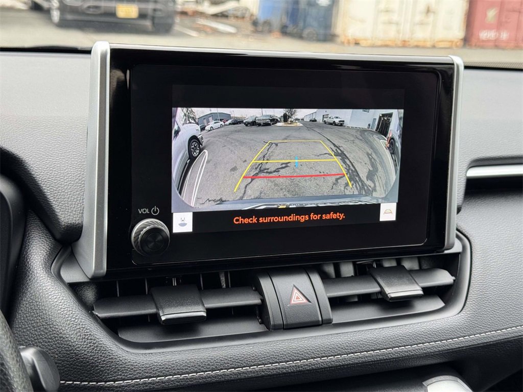 Used 2023 Toyota RAV4 LE image 24