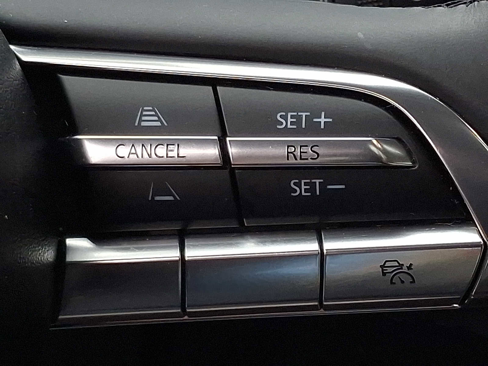 Certified 2023 MAZDA CX-30 AWD 2.5 S w/ Premium Package image 23