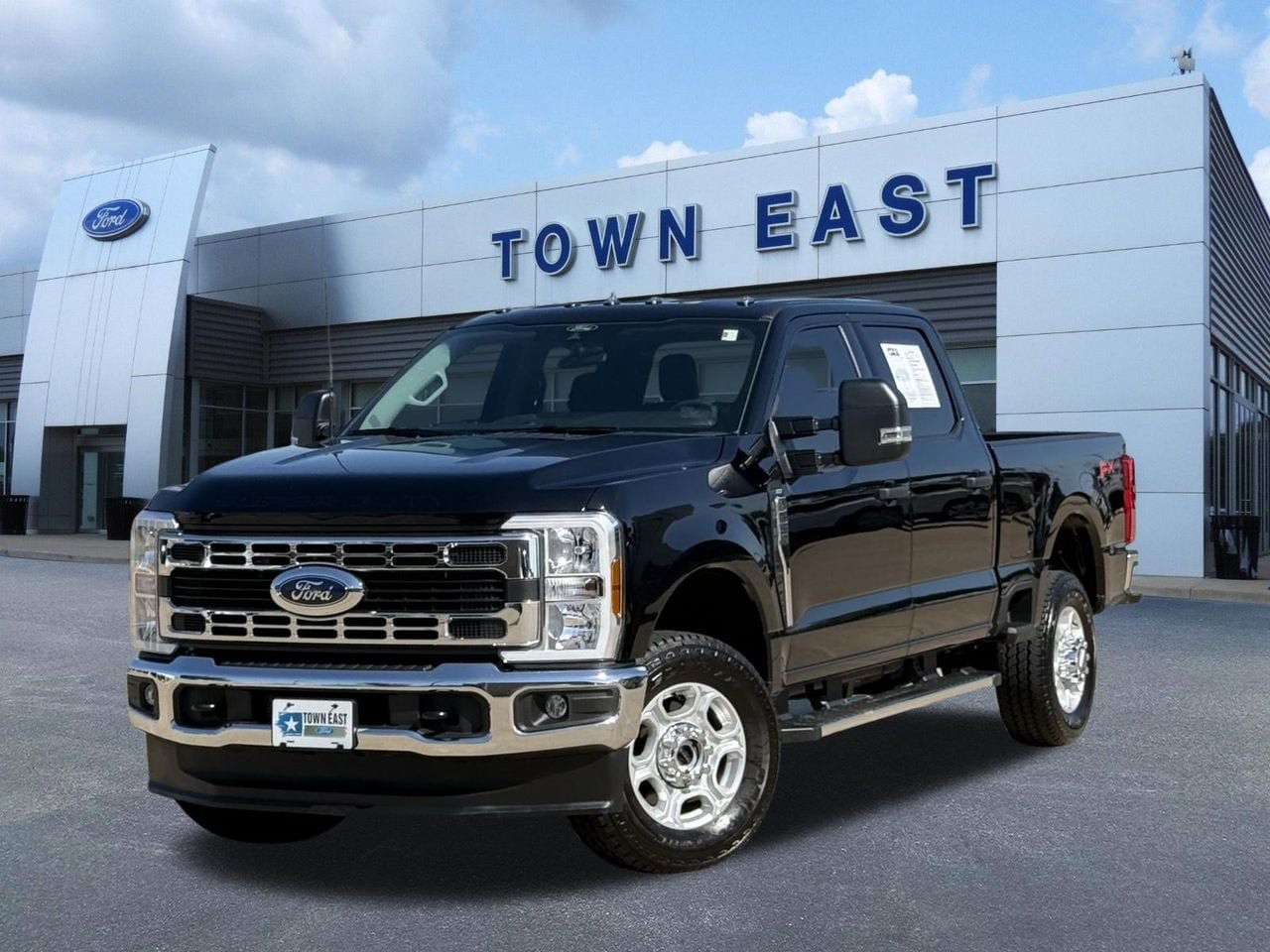 Certified 2026 Ford F250 XLT w/ FX4 Off-Road Package