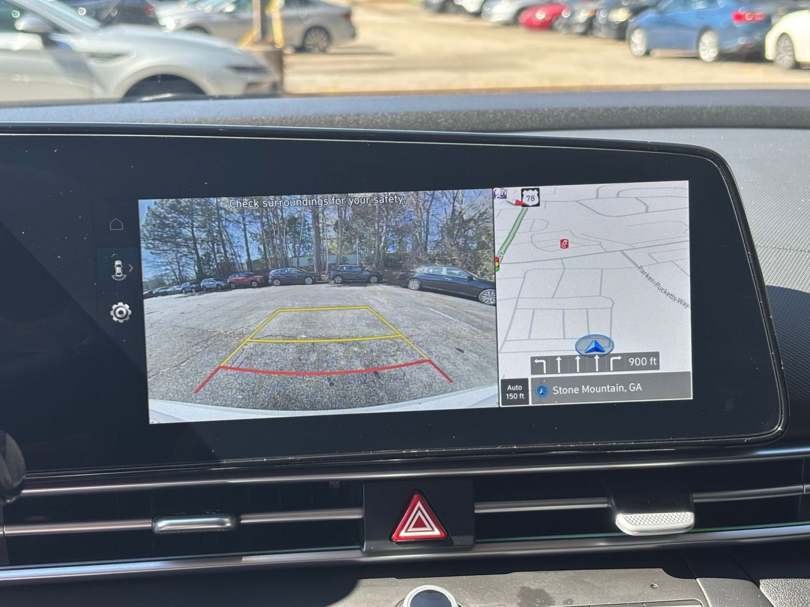 Used 2025 Hyundai Elantra Limited FWD image 25