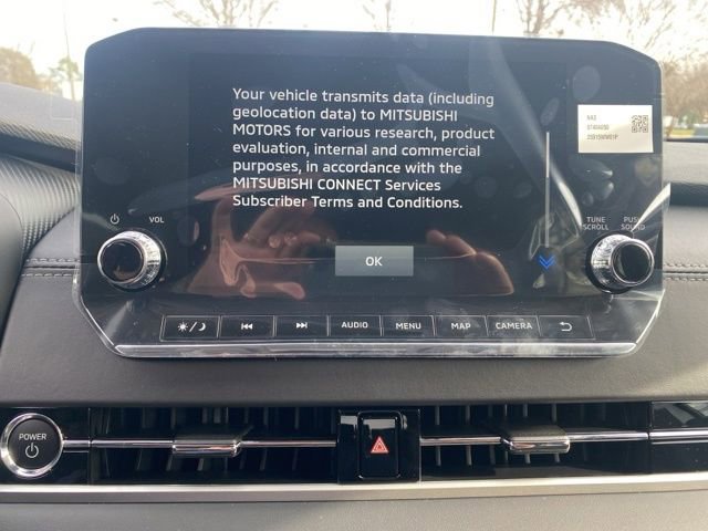 New 2025 Mitsubishi Outlander SE image 24