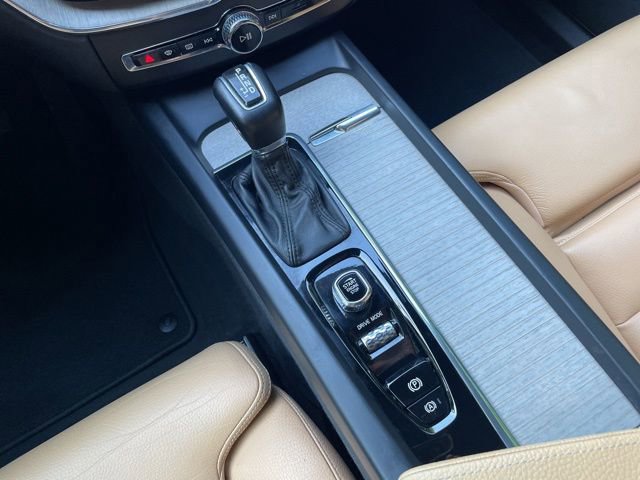 Used 2019 Volvo XC60 T5 Inscription w/ Protection Package AWD/4WD image 22