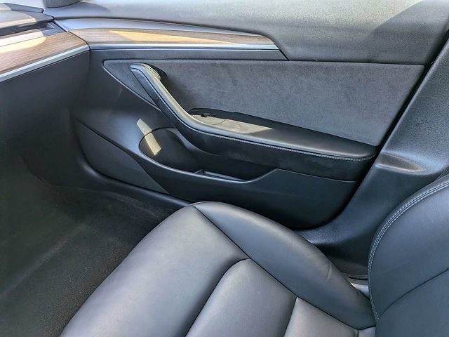 Used 2021 Tesla Model 3 Long Range AWD/4WD image 17