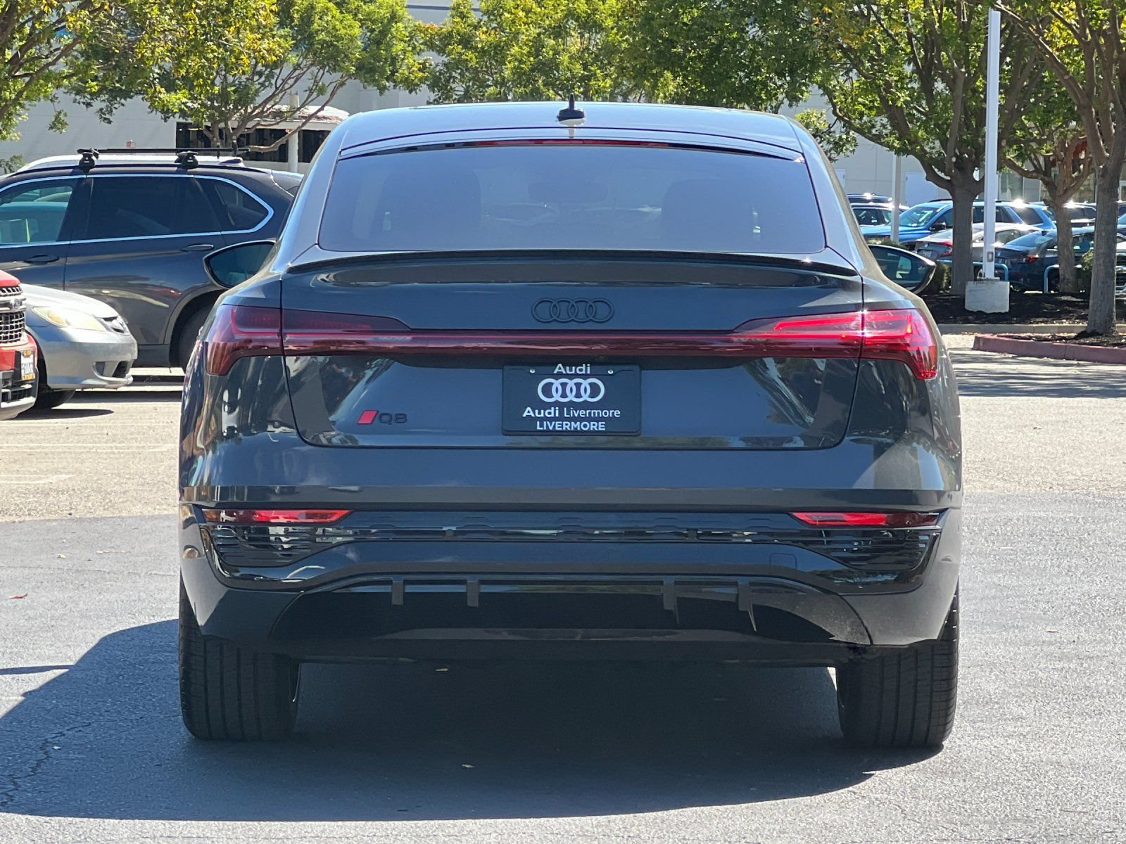 Used 2024 Audi Q8 e-tron Prestige AWD/4WD image 5