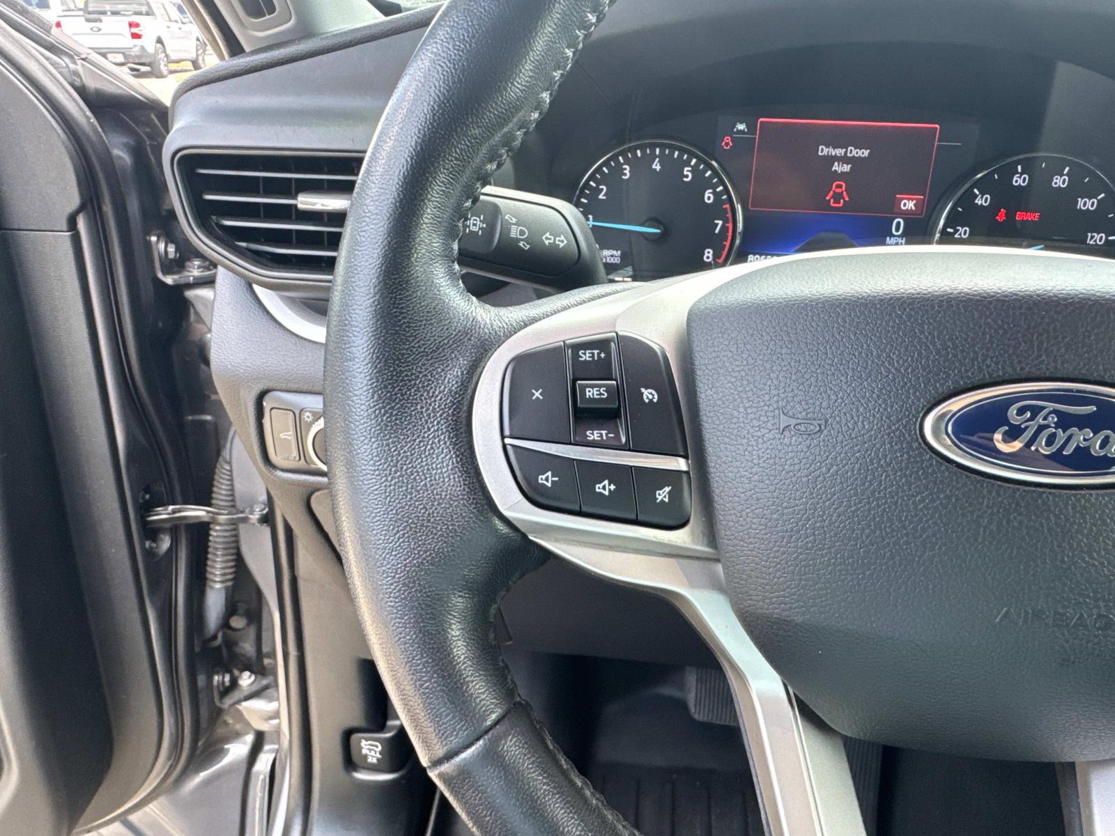 Used 2021 Ford Explorer XLT RWD image 22