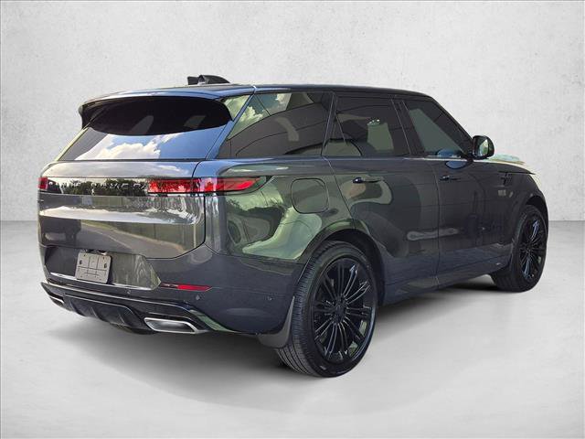New 2026 Land Rover Range Rover Sport Dynamic SE AWD/4WD image 2