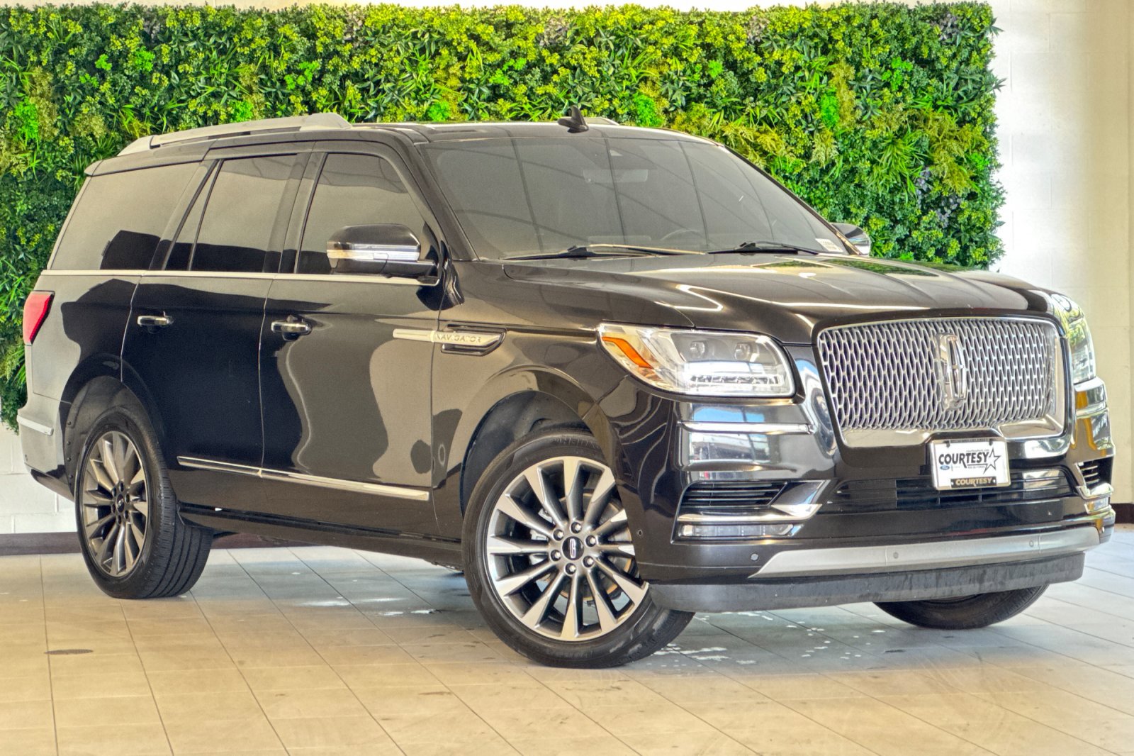 Used 2021 Lincoln Navigator Reserve w/ Luxury Package