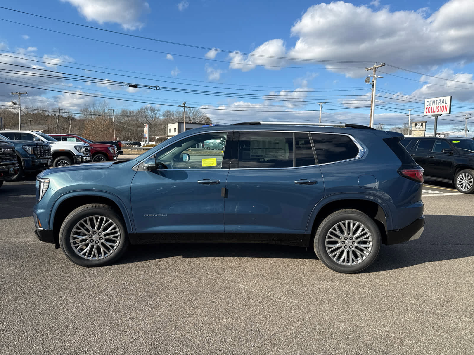 New 2026 GMC Acadia Denali w/ Super Cruise Package image 4