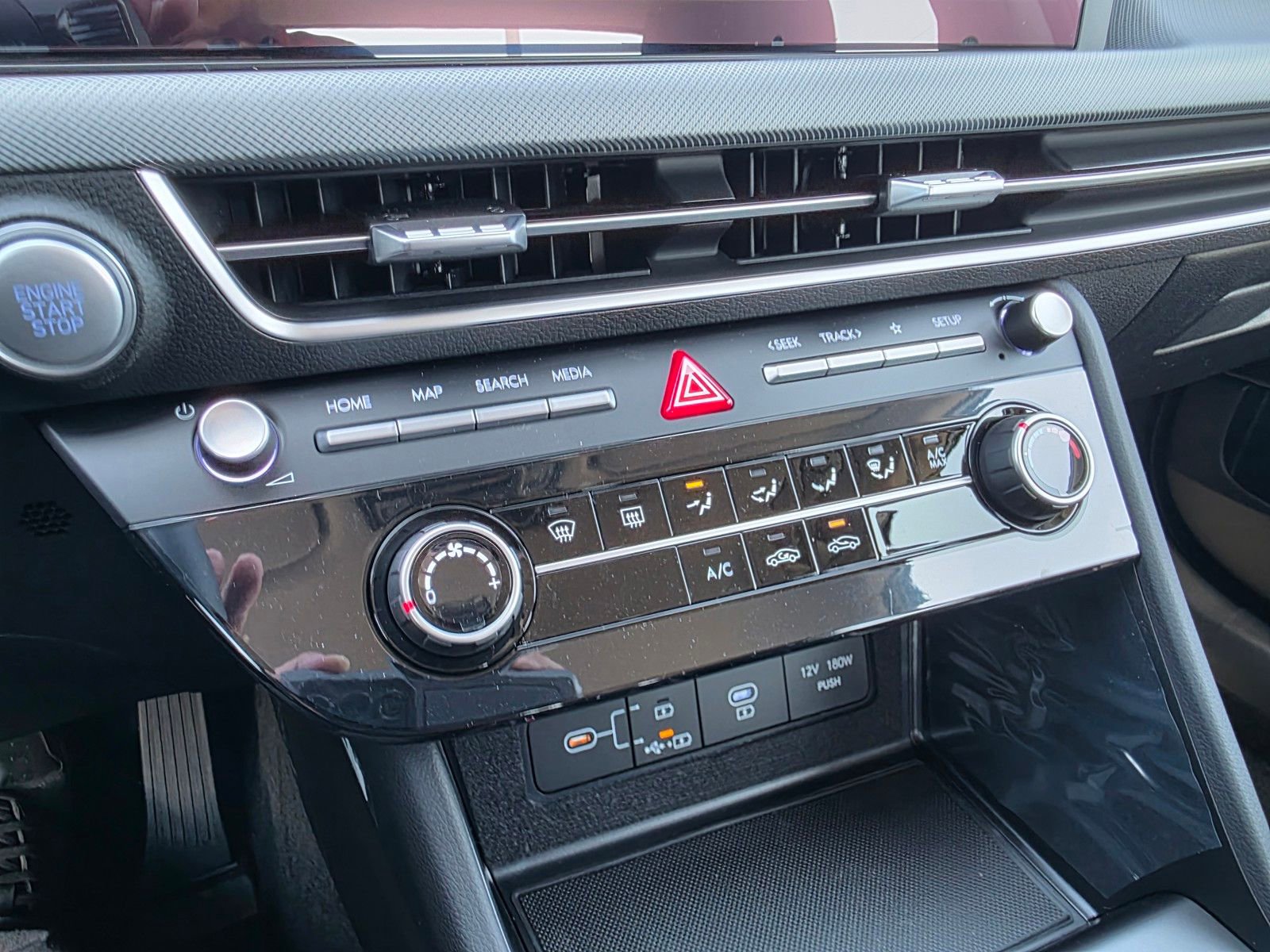 New 2025 Hyundai Sonata SE FWD image 20