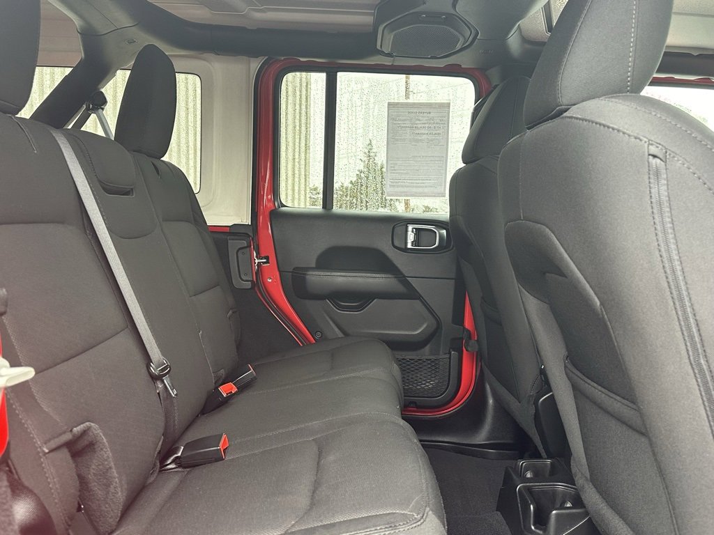 Used 2023 Jeep Wrangler Sahara image 14