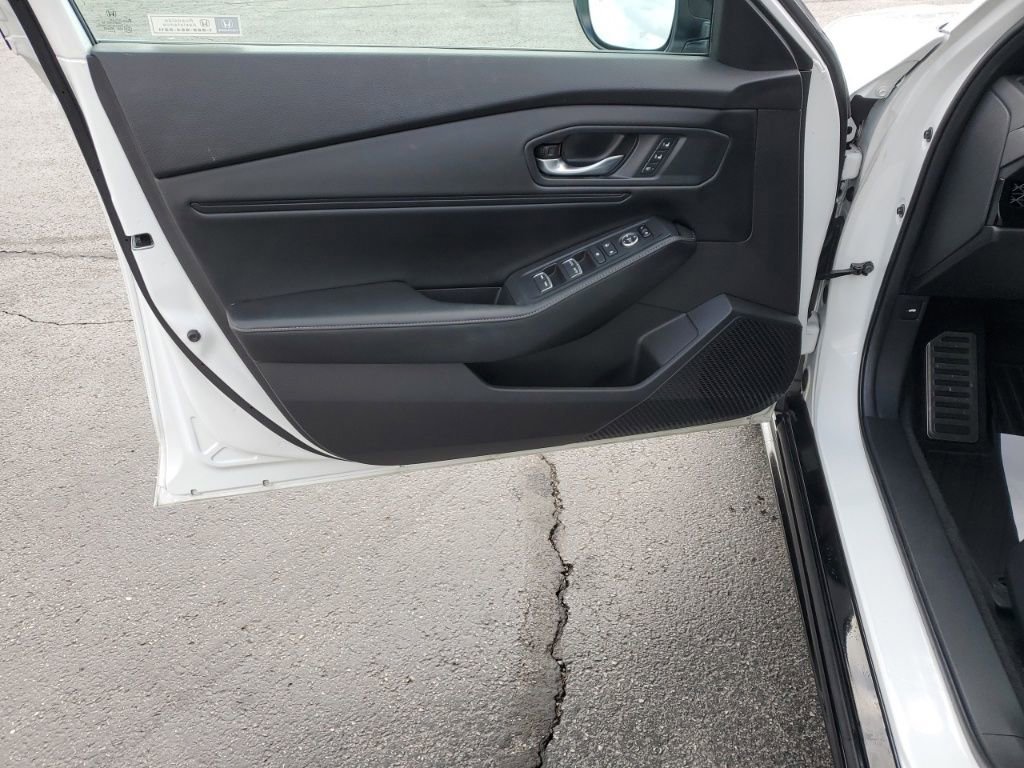 Certified 2023 Honda Accord Sport image 12