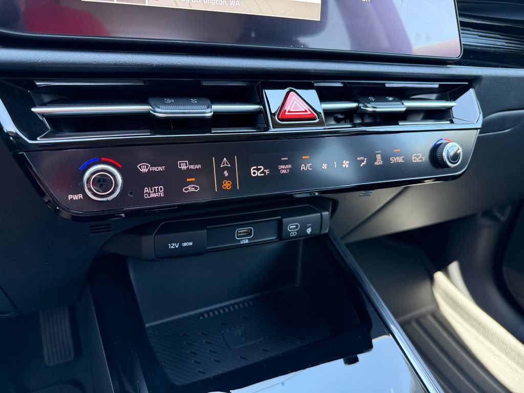 New 2026 Kia Niro Wind w/ Wind Preserve Package FWD image 28