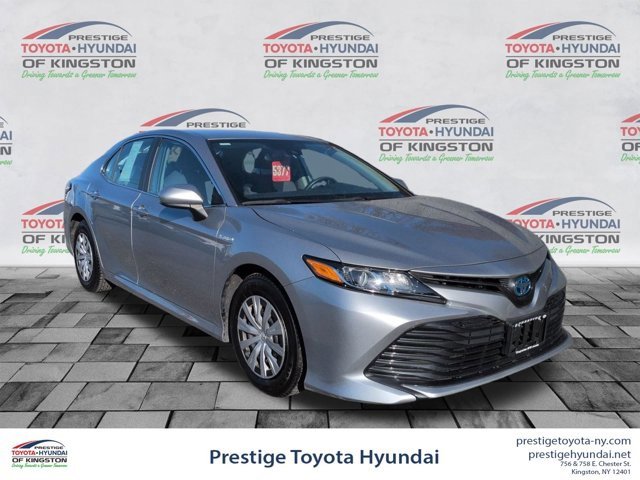 Certified 2020 Toyota Camry LE image 1