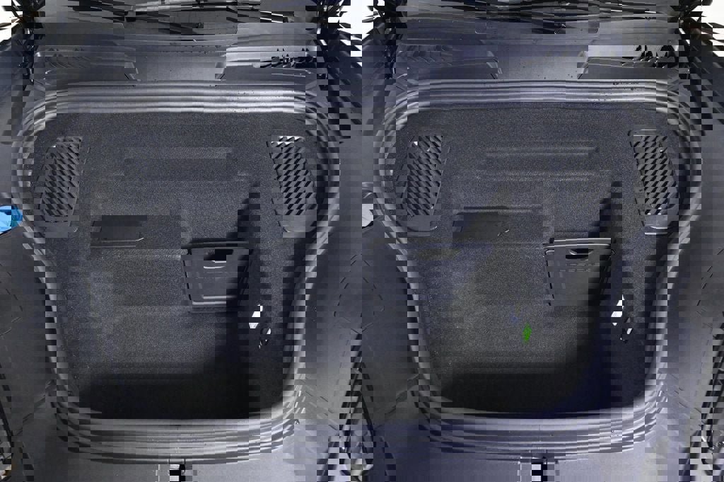 Certified 2025 Porsche Macan 4S Electric image 27