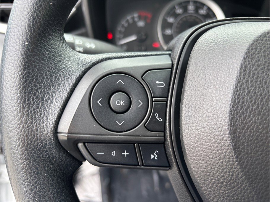 Used 2022 Toyota Corolla LE image 20