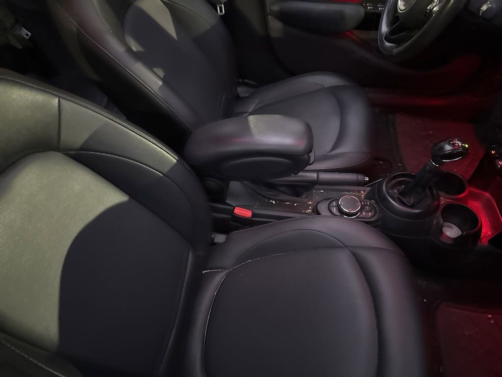 Used 2019 MINI Cooper 4-Door Hardtop image 32