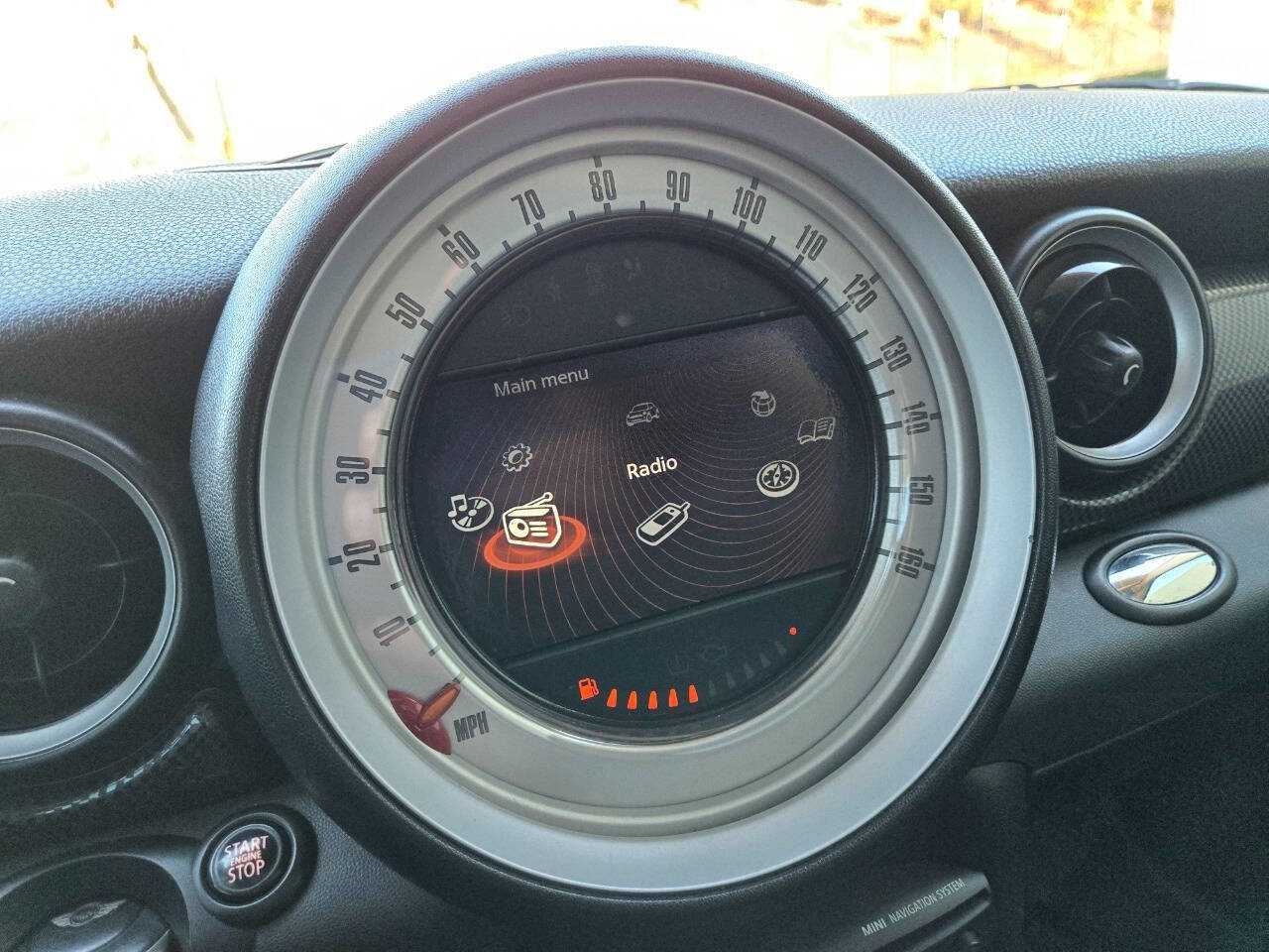 Used 2011 MINI Cooper S image 39