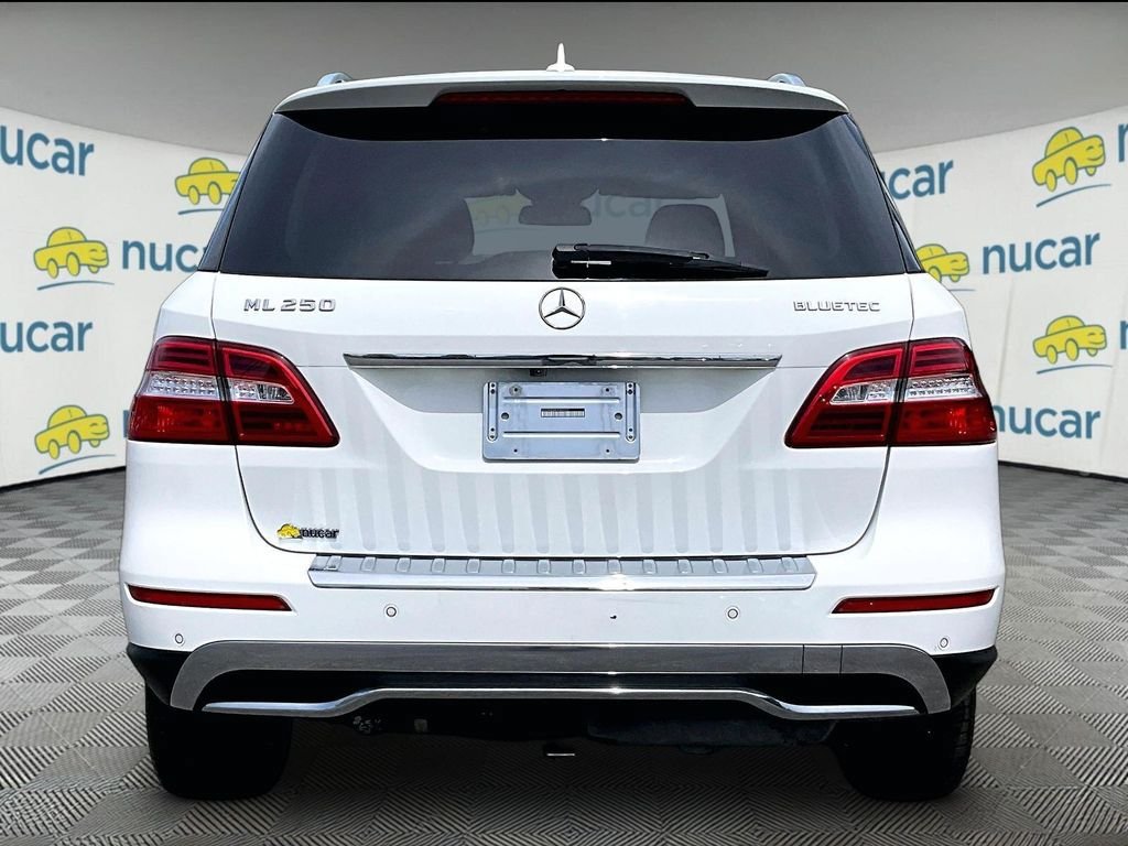 Used 2015 Mercedes-Benz ML 250 BlueTEC 4MATIC image 5