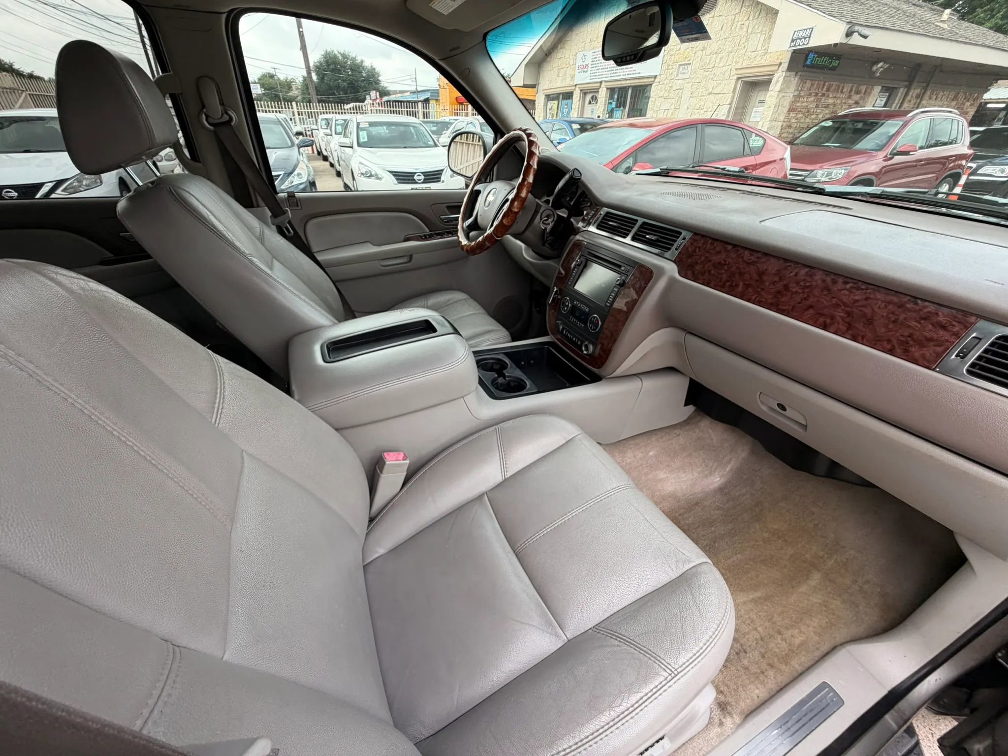 Used 2007 Chevrolet Avalanche LT w/ LT Preferred Equipment Group AWD/4WD image 30