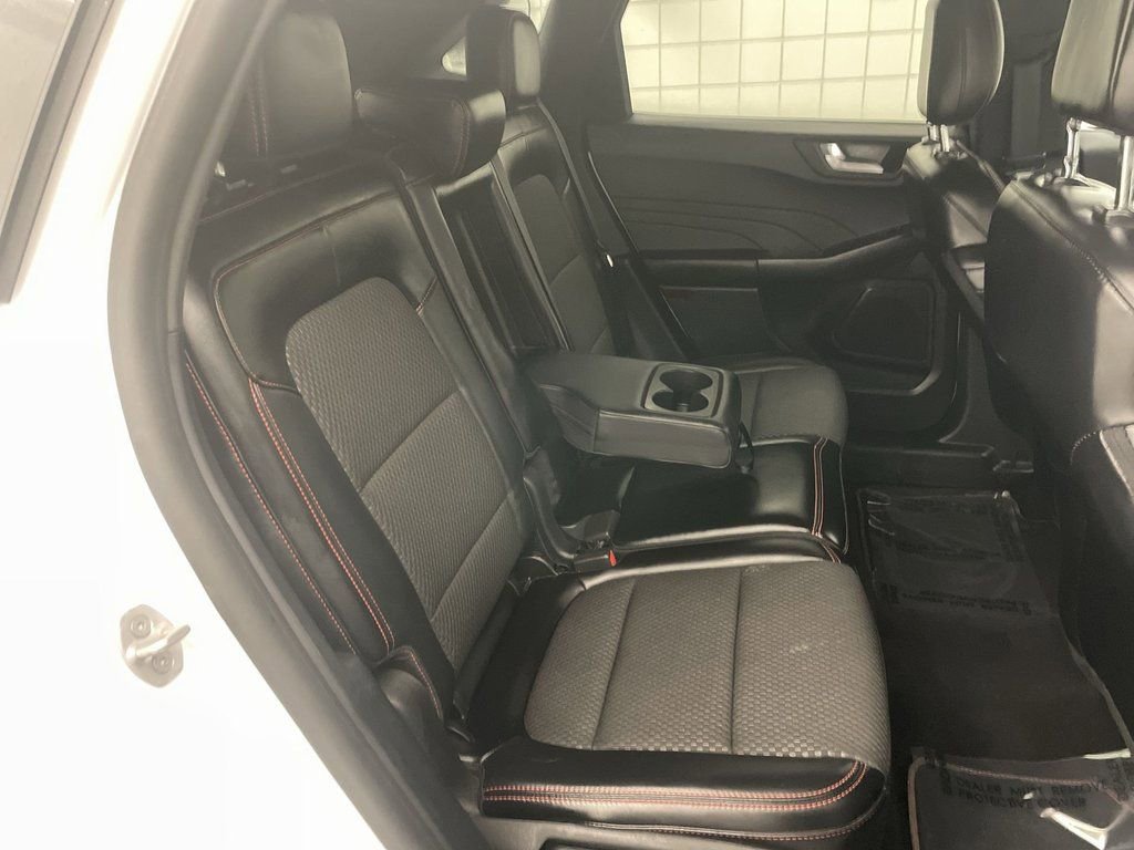 Used 2023 Ford Escape ST-Line image 19