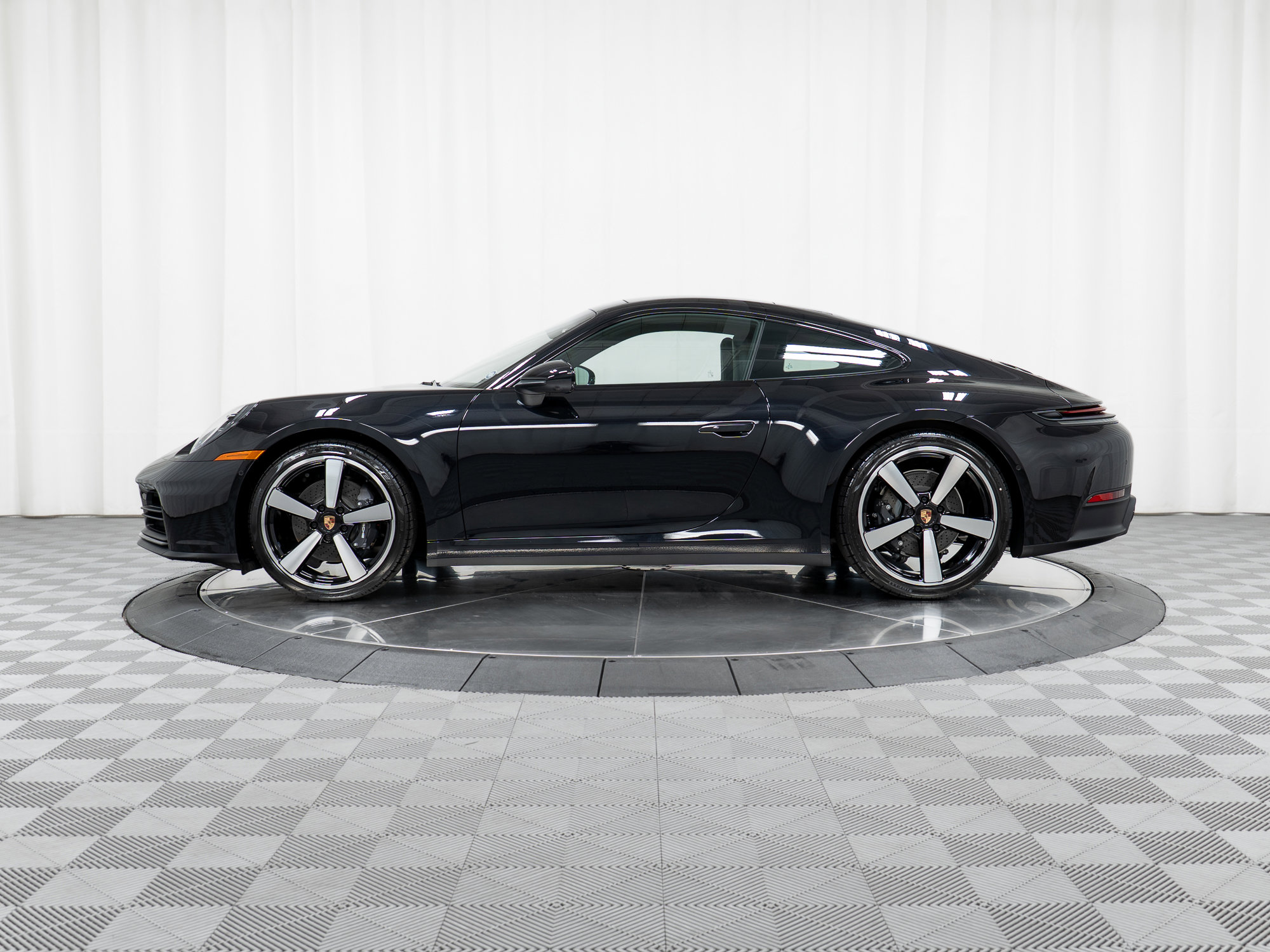 New 2026 Porsche 911 Carrera RWD image 2