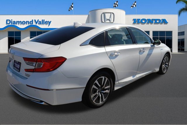 Used 2018 Honda Accord Touring image 6