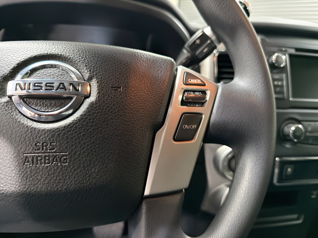 Used 2019 Nissan Titan SV AWD/4WD image 19
