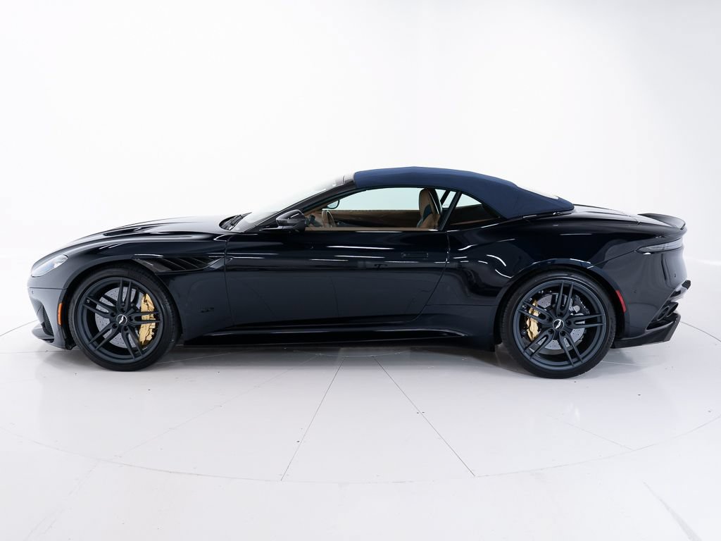 Used 2023 Aston Martin DBS Superleggera Volante RWD image 11