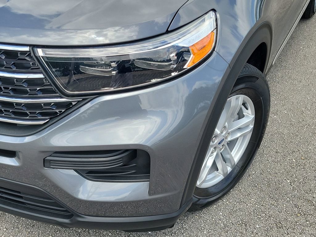 Used 2023 Ford Explorer XLT RWD image 9